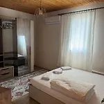 1 Bedroom Close To Bus Station And Mall 200 Mb Wifi Appartement *