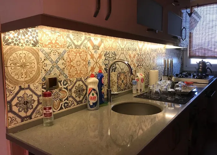 Apartment 1 Bedroom Close To Bus Station And Mall 200 Mb Wifi *