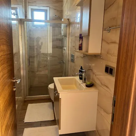 1 Bedroom Close To Bus Station And Mall 200 Mb Wifi * Fethiye