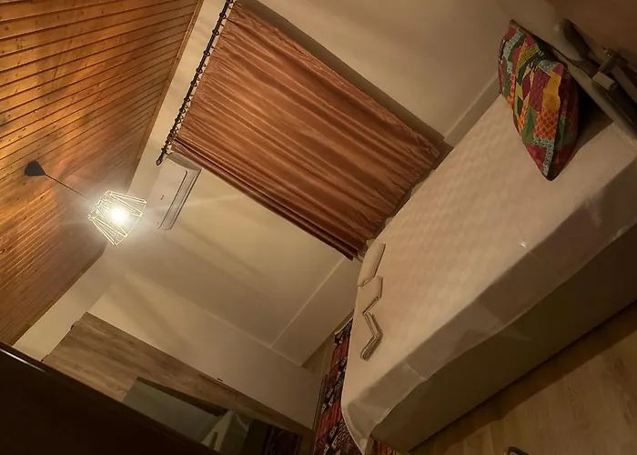 Apartment 1 Bedroom Close To Bus Station And Mall 200 Mb Wifi