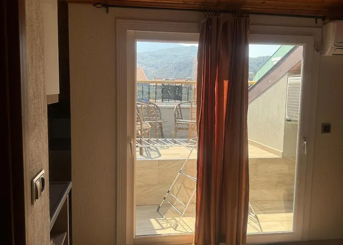Apartment 1 Bedroom Close To Bus Station And Mall 200 Mb Wifi