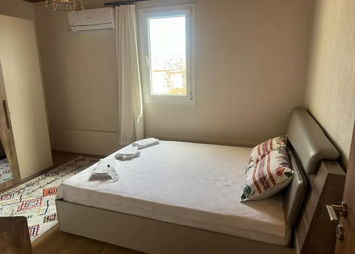 Apartment 1 Bedroom Close To Bus Station And Mall 200 Mb Wifi *